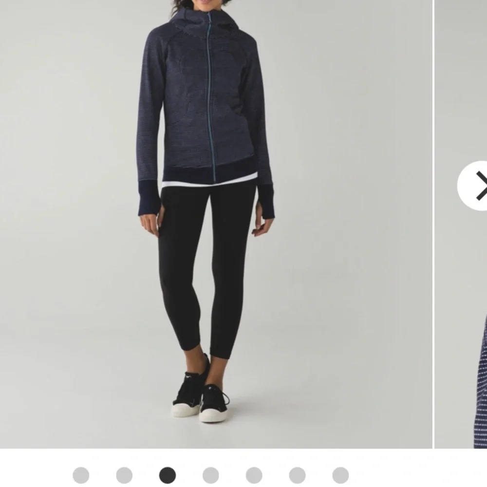 Like new Lululemon Scuba hoodie - Picture 3 of 12